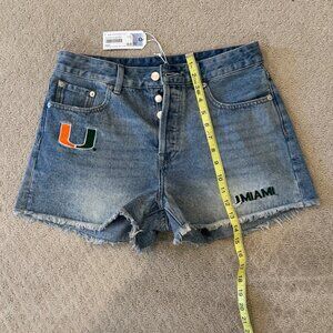 NWT - HYPE & VICE Miami Hurricanes Relaxed Patched Denim Shorts - M